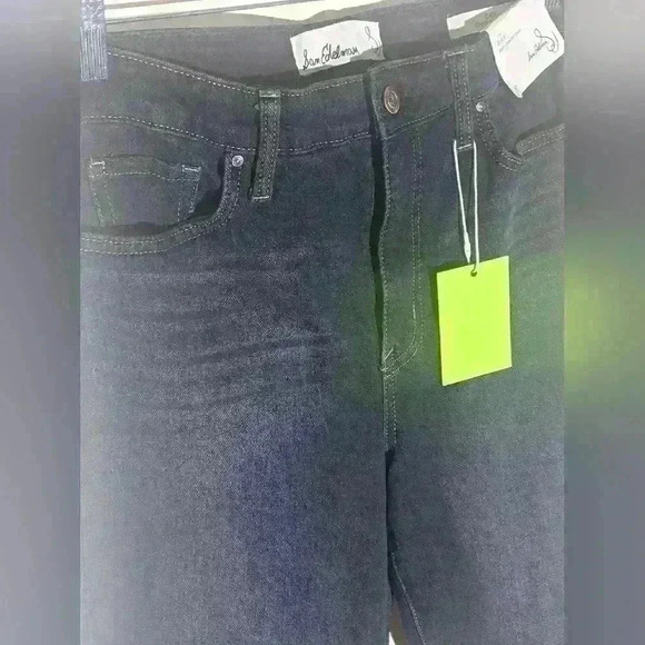 *NEW* SAM EDELMAN HIGH RISE BAY FLARE DENIM. - Picture 4 of 8